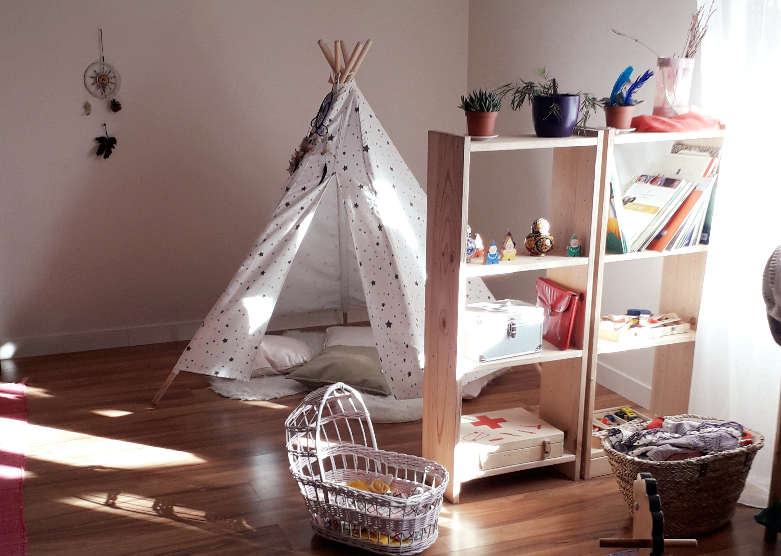 imagen de sala de infantil en colegio de educacion activa