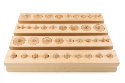 cilindros con boton Montessori